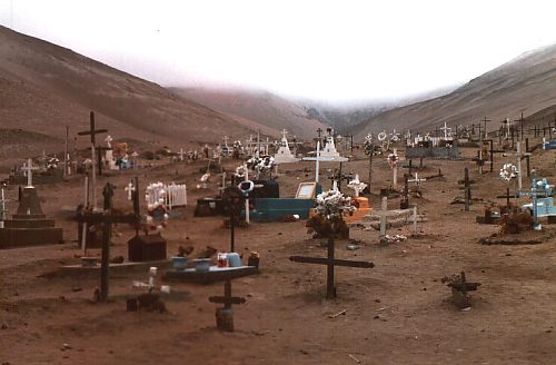 Cemetary in the Andes, near Arica. Photo: L. Bobke