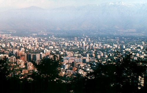 Santiago de Chile: View from the Cerro (hill) San Cristbal. Photo: L. Bobke