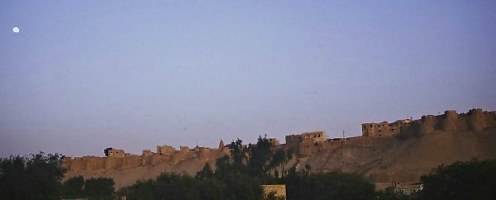 Jaisalmer by night.  Photo: L. Bobke