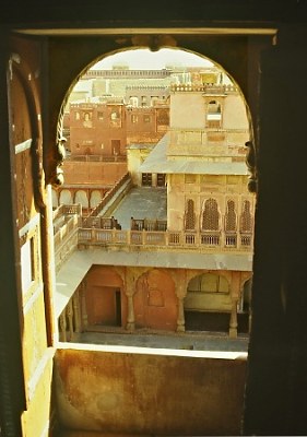 A room with a view. Palace, Jodhpur. Photo: L. Bobke