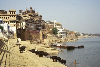 Varanasi, shores of the Ganges. Photo: L. Bobke