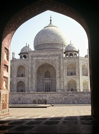 Agra: Taj Mahal. Photo: L. Bobke